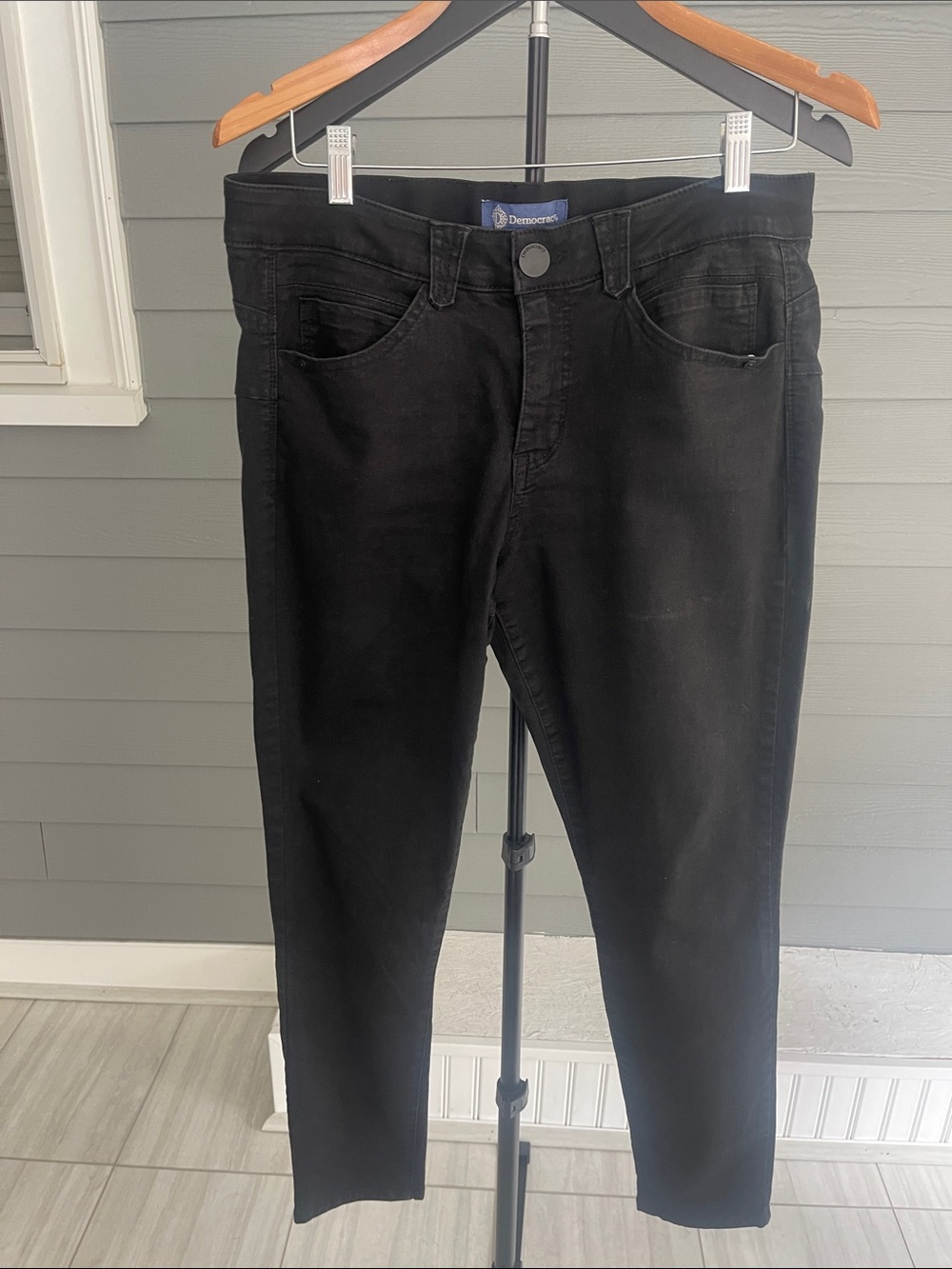 Democracy Women’s Black Skinny Jeans Size 12P